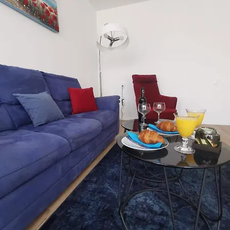 شقة Spacious Mank3 *