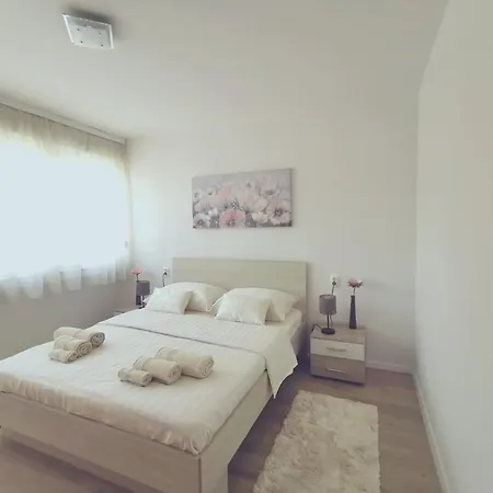 Spacious Mank3 Lägenhet *